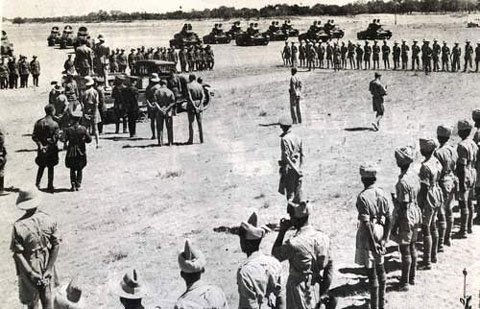 پرونده:Indian soldiers in Iran 1943.jpg