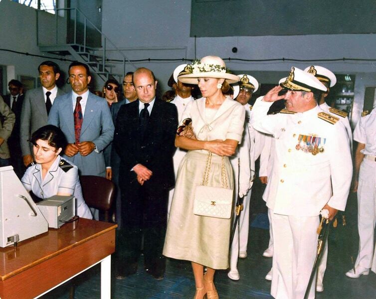 پرونده:ShahbanouNavyEducationalCentersBandarPahlavi27Khordad2537g10.jpg