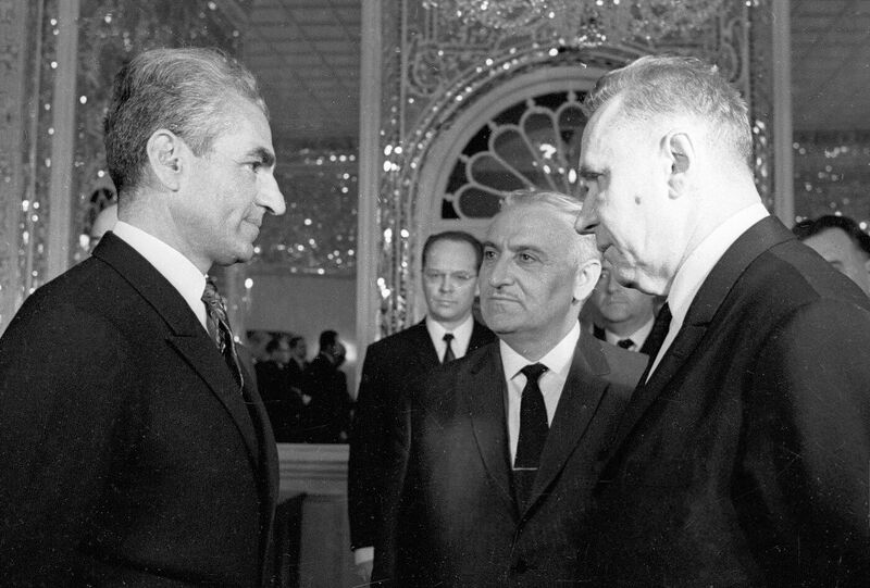 پرونده:ShahanshahiAlexeiKosyginNiavaranPalace1347.jpg
