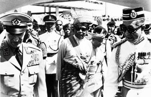 ShahanshahAryamehrKingMalaysiaArrival27Dey1346 KualaLumpur.jpg