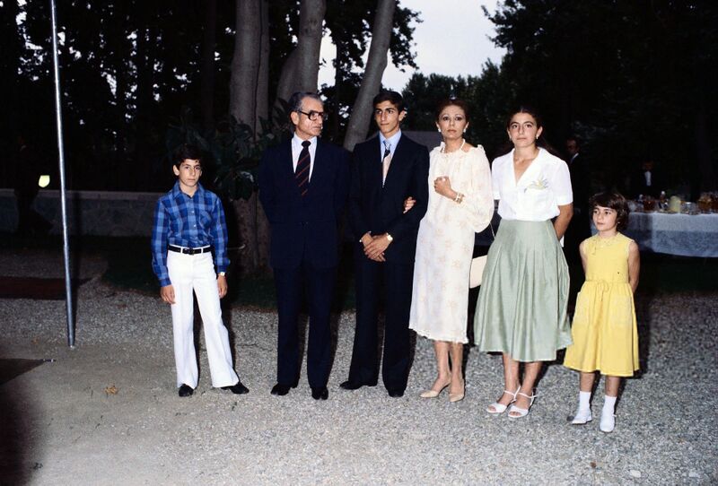 پرونده:ShahanshahShahbanouRezaPahlaviSchool2537a23.jpg