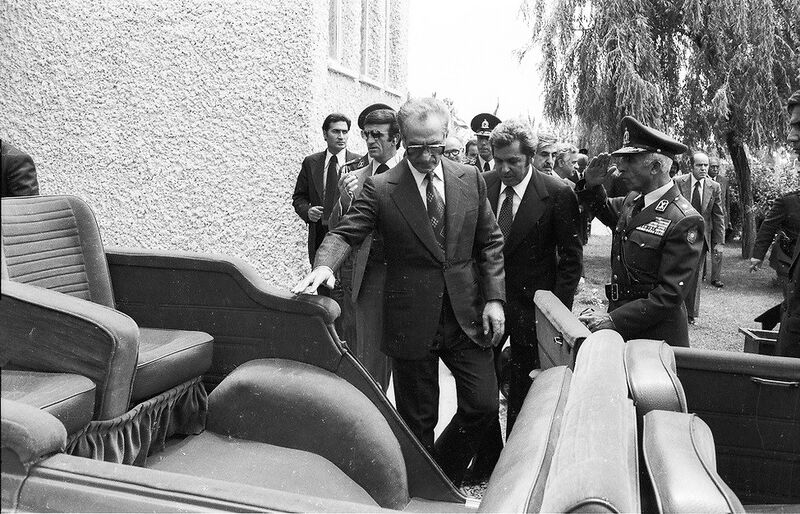 پرونده:Shahanshah2537IRANNATIONAL-PeugeotFactoryMashad2.jpg