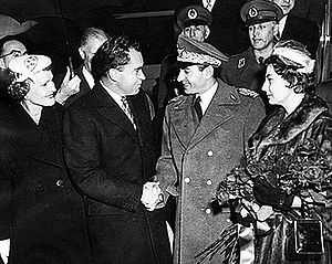 Nixon Shah Soraya 1954.jpg