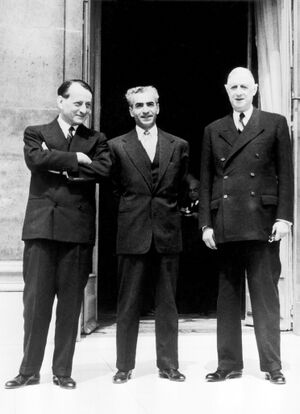 ShahanshahPresidentdeGaulleParis4Khordad1338a.jpg