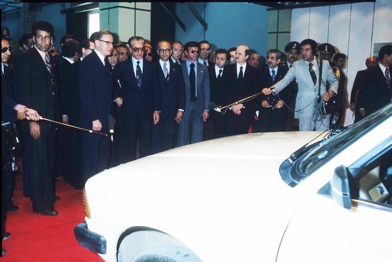 پرونده:Shahanshah2537IRANNATIONAL-PeugeotFactoryMashad27.jpg