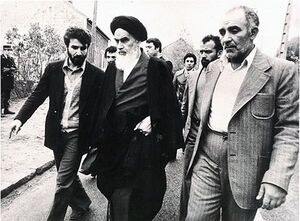 KhomeiniNeauphleChateau1357q1.jpg