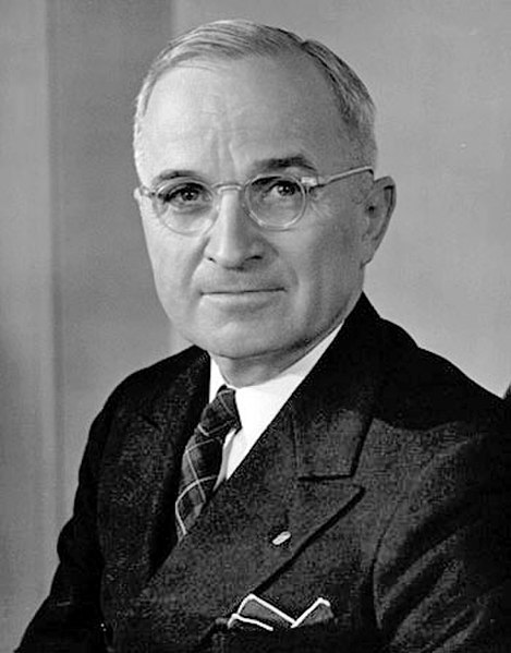 پرونده:Harry S. Truman.jpg