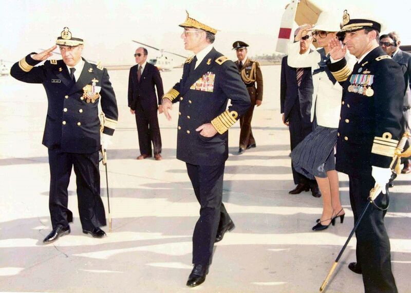 پرونده:ShahanshahAryamehrBushehrNavalBaseEsfand2535a.jpg